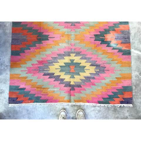 VINTAGE KILIM RUG "KYLIE"