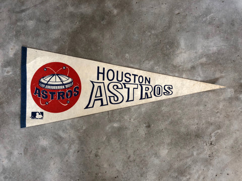 VINTAGE ASTROS PENNANT (white background)