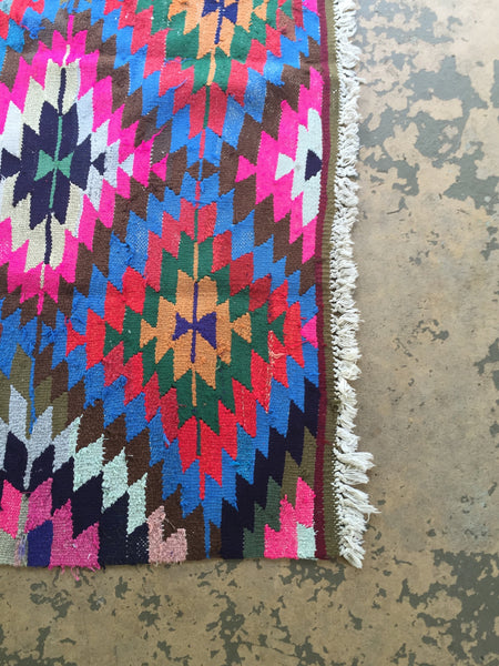 KILIM RUG