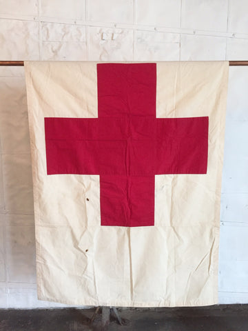 VINTAGE MEDIC FLAG #7